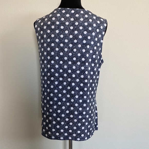Nine West Sleeveless Top, M, EUC, Blue with White polka dots - Picture 4 of 8